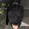 Sudadera elegante y casual, nueva colección de otoño, cuello redondo, diseño patchwork con estampados, de alta calidad, top de hombre de moda de una marca popular