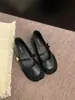 Zapatos Mary Jane Redondos con Tira Poco Profunda Estilo Bosque Lindos y Originales para Mujer 2026 Nuevos Zapatos Planos Suaves de Moda