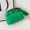 Bolsa de Algodão Nova Moda 2023 Cor Pura Bolsa Travesseiro de Esponja Bolsa de Ombro Transversal de Nylon Bolsa de Algodão Simples Casual