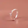 Anillo Cruz de Diamantes Brillantes de Doble Capa con Diseño de Línea Única, Anillo Incrustado de Diamantes con un Ambiente Dulce, Elegante y Suave para Mujeres