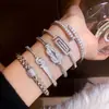 Pulsera con Cierre de Circonita Super Brillante Estilo Europeo y Americano, Pulsera de Nicho de Moda Transfronteriza, Joyería de Lujo Ligero de Alta Gama para Mujeres