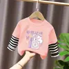 2026 Nueva Camiseta Base Rayada para Niños Niñas Bebé Manga Larga Primavera Otoño Niños Grandes Muy Bonita Algodón Puro Moda Camiseta