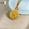 Tienda de Oro Mismo Estilo Oro Antiguo Hueco Incrustado con Diamantes Vajra Brújula Giratoria Colgante Joyería China Nueva Colgante Venta al por Mayor