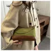 Bolsa Feminina Transfronteiriça 2025 Nova Casual Versátil Design de Losango com Corrente em Contraste Versátil para o Dia a Dia Bolsa de Ombro Transversal
