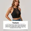 Top Camisola Curta Vazada Zeriluna: O design curto é confortável e respirável, acentuando os contornos do corpo