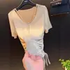 2025 Nuevo Estilo de Verano Cuello en V Color Puro Recorte Delgado Manga Corta Camiseta Moda Femenina Reductor de Edad Look Adelgazante Top es Popular Este Año