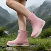 Botas de Lluvia Cortas Ligeras para Mujer KuangJie 2026 Nuevo de Verano Impermeables Antideslizantes Zapatos de Goma para Cocina Zapatos de Agua para Adultos