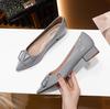 Zapatos Planos de Charol Color Nude con Punta y Tira en V 2026 Primavera Boca Baja Forma de Barco Tacón Bajo Banquete Suela Suave Modernos y Elegantes