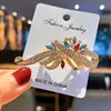 Moderna Joyería Floral, Broche Incrustado con Perlas, Broche Versátil de Aleación de Cristal Natural, Accesorio de Alta Gama