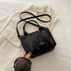 Bolsa de Ombro Feminina Nova de Verão 2024 Casual Bonita Moda Bolsa de Mão Tipo Balde Bolsa Transversal Estilosa