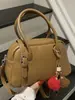 Bolso Pequeño Retro de Alto Valor para Mujer 2026 Otoño Nueva Llegada Bolso Boston de Mano Color Sólido Bolso Cruzado Personalizado Moderno