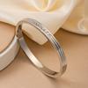 Pulsera de trébol de cuatro hojas con diamantes transfronteriza Europa y Estados Unidos estrellas de acero inoxidable chapado al vacío de 18k combinación de pulsera venta al por mayor de fábrica