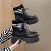 Botas Martin de tacón alto y suela gruesa estilo británico para mujer, piel suave, novedad Otoño e Invierno 2025, tacón grueso, versátiles, botines con terciopelo