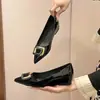 Sapatos Baixos M82-2 5cm de Altura Interna Aumentada Cor Nude, Sapatos de Salto Baixo Versáteis Casuais Couro Envernizado Boca Rasa Primavera/Verão 2026