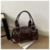Comercio Exterior Remache Personalidad Mujeres 2026 Retro Nuevo Estilo Viaje Cotidiano Estilo Punk Estilo Motociclista Gran Capacidad Debajo del Brazo Bolso de Hombro Único