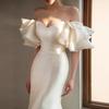 Vestido de Noiva Leve de Cetim 2026 Novo Estilo Noiva Ombro a Ombro Vintage Cauda de Peixe Simples e Elegante Vestido de Noiva