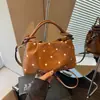 Bolsa de Nuvem Plissada de Bolinhas Estilo Ins Coreano de Alto Valor Mulheres 2026 Nova Bolsa de Ombro Transversal Simples Estilosa