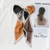 Bufanda de Seda para Mujer 2026 Nuevo Estilo Bufanda para Cuello con Sensación de Lujo, Larga y Rayada para Otoño, Combinable con Camisas, Estilo Coreano, Bufanda Versátil