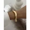 Europa y Estados Unidos exagerado transfronterizo ins sentido del diseño de la industria pesada metal liso pulsera geométrica personalidad pulsera ancha pulsera