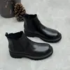 Botas Chelsea de couro lavado feitas à mão, nova coleção outono/inverno 2026, de salto baixo, sola macia, cano curto, botins de couro genuíno para mulheres