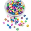 Cuentas de cerámica blanda para hacer tú mismo, colores variados, dibujos de frutas, letras inglesas, cuentas perforadas, explosiones europeas y americanas, material para pulseras en rodajas