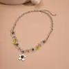 Colar Pingente Flor de Contas de Vidro Irregulares Europeu e Americano, Estilo Feminino Doce e Fashion, Corrente para Clavícula Versátil para Mulheres