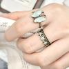 Anillo Medieval de Esmalte Chorreado, Atmósfera Retro de Lujo Accesible, Anillo Punk de Alta Gama de Palacio Antiguo con Cola Abierta de Mariposa, Margarita Pequeña