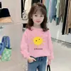 H2034 # Estilo Novo da Primavera de 2025 Algodão Puro Camiseta Branca para Crianças Grandes para Meninas, Camiseta Básica de Manga Longa Infantil, Top para Menininha.