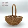 Cesta de flores tejida estilo ratán hecha a mano, estilo rústico, cesta de ratán de plástico con asa, cesta para plantas de flores pequeñas, adorno decorativo.