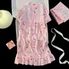 Camisola feminina estilo coreano transfronteiriça, vestido de casa de algodão nuvem de verão com manga curta, boneca de desenho animado e renda para meninas e crianças maiores