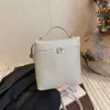 Bolsa de Mão Simples e Fashion para o Dia a Dia, Mochila Feminina de Grande Capacidade, Bolsa Transversal - Estilo Novo 2026