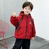 Cortavientos para niño 2026 nuevo estilo coreano con capucha, cortavientos impermeable, ropa deportiva infantil, tres pruebas, casual, chaqueta de primavera y otoño
