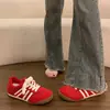 Tênis de Treino Alemão Vermelho Retrô Feminino 2026 Novos Tênis Esportivos de Solado Grosso Tênis Casuais de Lona Tênis Feminino Super Bonitos Tênis Forrest Gump