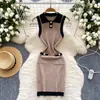 Vestido Tricotado Sem Mangas Gola Polo Contrastante Estilo Vintage Chanel Moda Verão Feminina Saia Suéter Cintura Marcada Slim