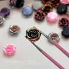 Decorações de Arte de Unha Flor de Camélia Aurora Esculpida Macia Peça 12 Galvanizado Rosa Flor de Gel Macio Gradiente Decorações de Borboleta para Unhas