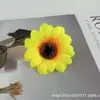 Venda Direta de Fábrica de Flores Artificiais de Girassol, Artesanato DIY, Flores Decorativas, Decorações para Mesa de Sobremesas, Materiais de Flores para Caixa de Presente da Temporada de Formatura