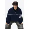 Sudadera con capucha y cremallera de rayas clásicas, una prenda exterior básica y estilizada, versátil para estudiantes, con un moderno diseño de tres rayas