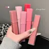 Batom Gegebear Brilho Labial Pseudo-Sem-Maquiagem Clareamento Atmosfera Autêntica Marca de Nicho Acessível Matte