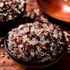 Nueva quinoa en tres colores: rojo, blanco y negro. Venta al por mayor de quinua nueva de agricultores. Producto de reemplazo de comida integral