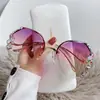 Gafas de Sol con Pedrería Versión Coreana Transfronteriza 2026 Gafas de Sol de Cristal Anti-UV Gafas Pequeñas Estilo Chanel con Incrustaciones de Diamantes Metálicos para Mujer