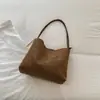 2026 Nuevo Bolso Cubo Retro Simple de Alto Valor Personalidad Simple Nicho para el Trabajo Viaje Casual Bolso de Hombro de Moda