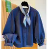 Camisa jeans feminina de manga comprida estilo Dongdaemun coreano com lenço, novo modelo 2026, solta, leve, casual, top versátil