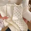 Meias de algodão puro de algodão de Xinjiang para mulheres, estilo universitário japonês listrado de bolinhas para primavera e outono, meias de algodão de cano médio fofas para meninas estudantes