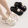 Control de precios: 26.8 antes del envíoZuecos EVA de suela gruesa para mujer para uso exterior en verano, nuevo modelo 2025, zapatos de playa que aumentan la altura