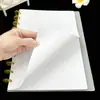 Cubierta de Hoja Suelta con Agujeros de Hongo A4 Blanca Escribible y Borrable PP Recubierto Brillante Cubierta con Hebilla de Hongo Partición de Hoja Suelta
