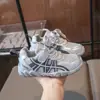 Zapatos Deportivos de Malla Transpirable para Niños Verano Delgados Ligeros Suela Suave Antideslizantes Zapatos para Correr para Niñas Niños Zapatos de Malla Casuales