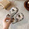 Sandalias para Niñas Baotou 2026 Nuevo Verano Suela Suave Huecas Transpirables Niños Pequeños Niñas Pequeñas Lazo Zapatos Individuales