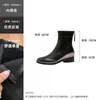 Botas de Cano Curto com Salto Interno de 9cm e Bico Quadrado Francês para Mulheres, Novo Estilo Outono/Inverno 2026, Botas Elegantes e Simples Slim com Zíper Traseiro, Botas Martin