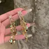 Pendientes Elegantes de Borla con Lentejuelas de Diamante Brillantes Estilo Coreano para Mujer, Pendientes de Botón Únicos de Lujo Ligero de Gama Alta que Hacen que el Rostro Parezca Más Pequeño