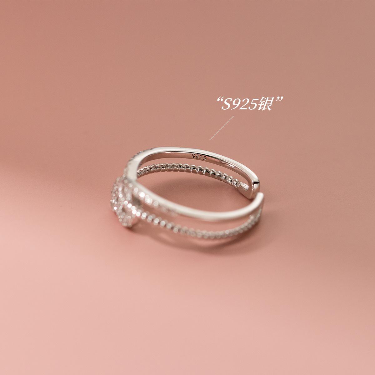 J8231 (1).jpg